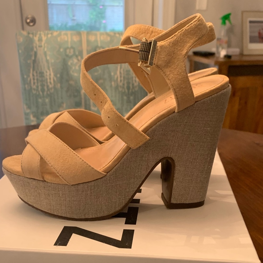 NWT Schutz Platform Sandals